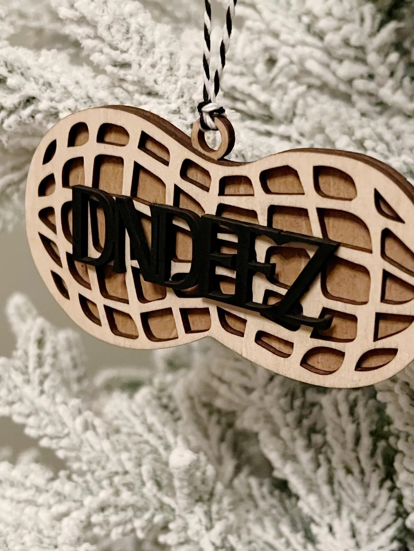 DND Deez DNDEEZ Nuts Funny Christmas Ornament Gag Gift RPG D20