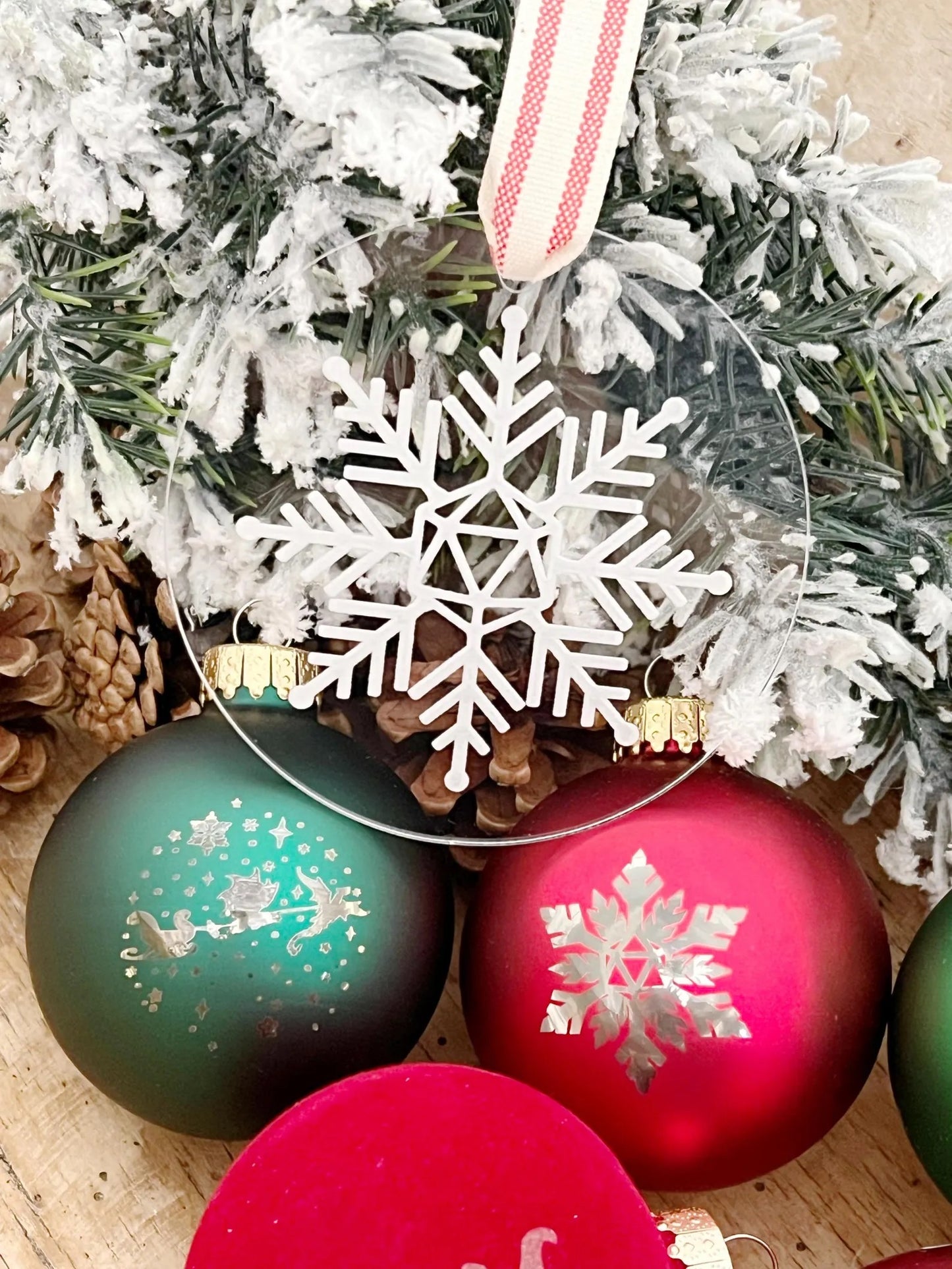 DND Snowflake D20 Dice Game Christmas Ornament Critmas